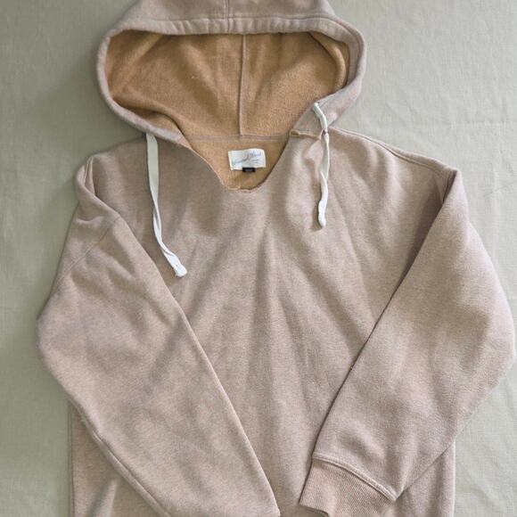 Woman's Hoodie by Universal Thread Good Co. size XS - Picture 4 of 9